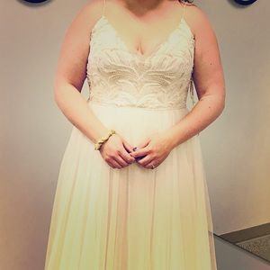 Maggie Sottero Wedding Dress, Size 20